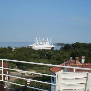 apartments-panorama-rovinj.in-istria.net/